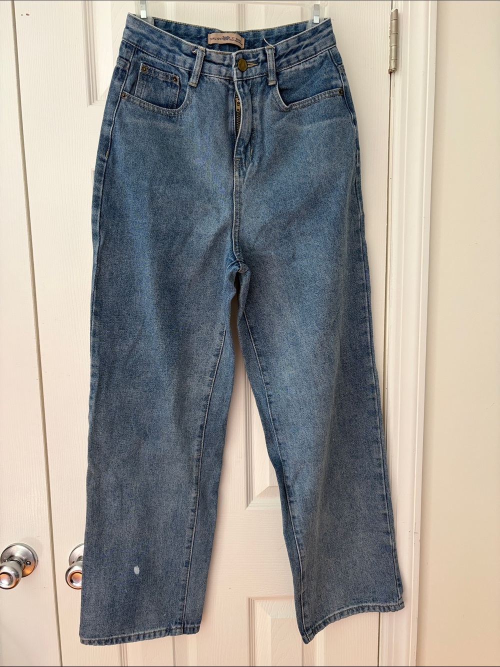 Classic High-Rise Blue Jeans - Women
